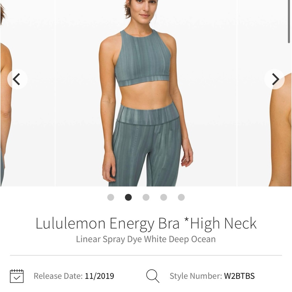 Lululemon High Neck Energy Bra in Linear Spray Dye White Deep Ocean